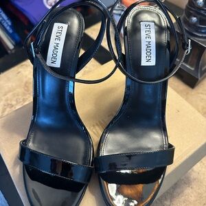 Steve Madden Wafer Heels (9.5) — (Like New!!)